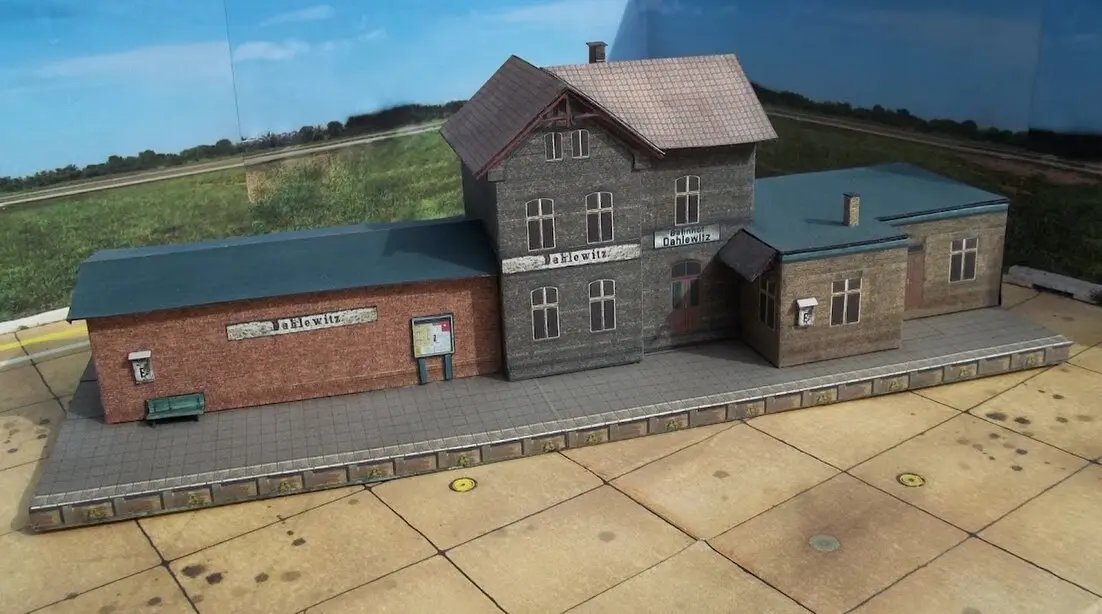 maquetas armadas Estación Dahlewitz (H0 - 1/87)