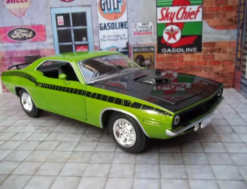 maquetas armadas PLYMOUTH CUDA 1970