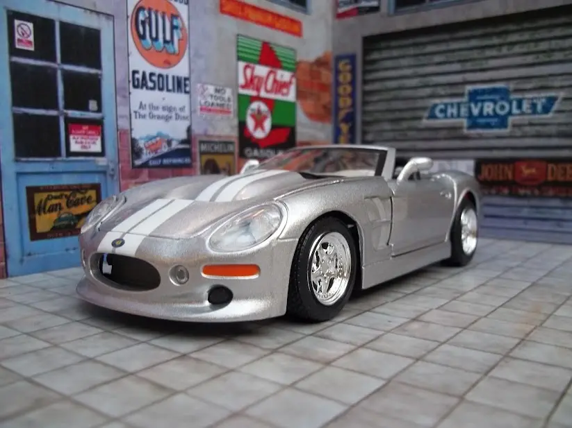 maquetas armadas SHELBY SERIES ONE 1999