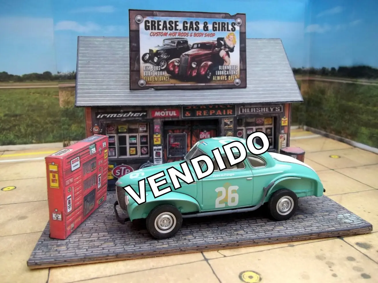 DIORAMA TALLER AUTOMOTRIZ 1/43 www.maquetas-armadas.com