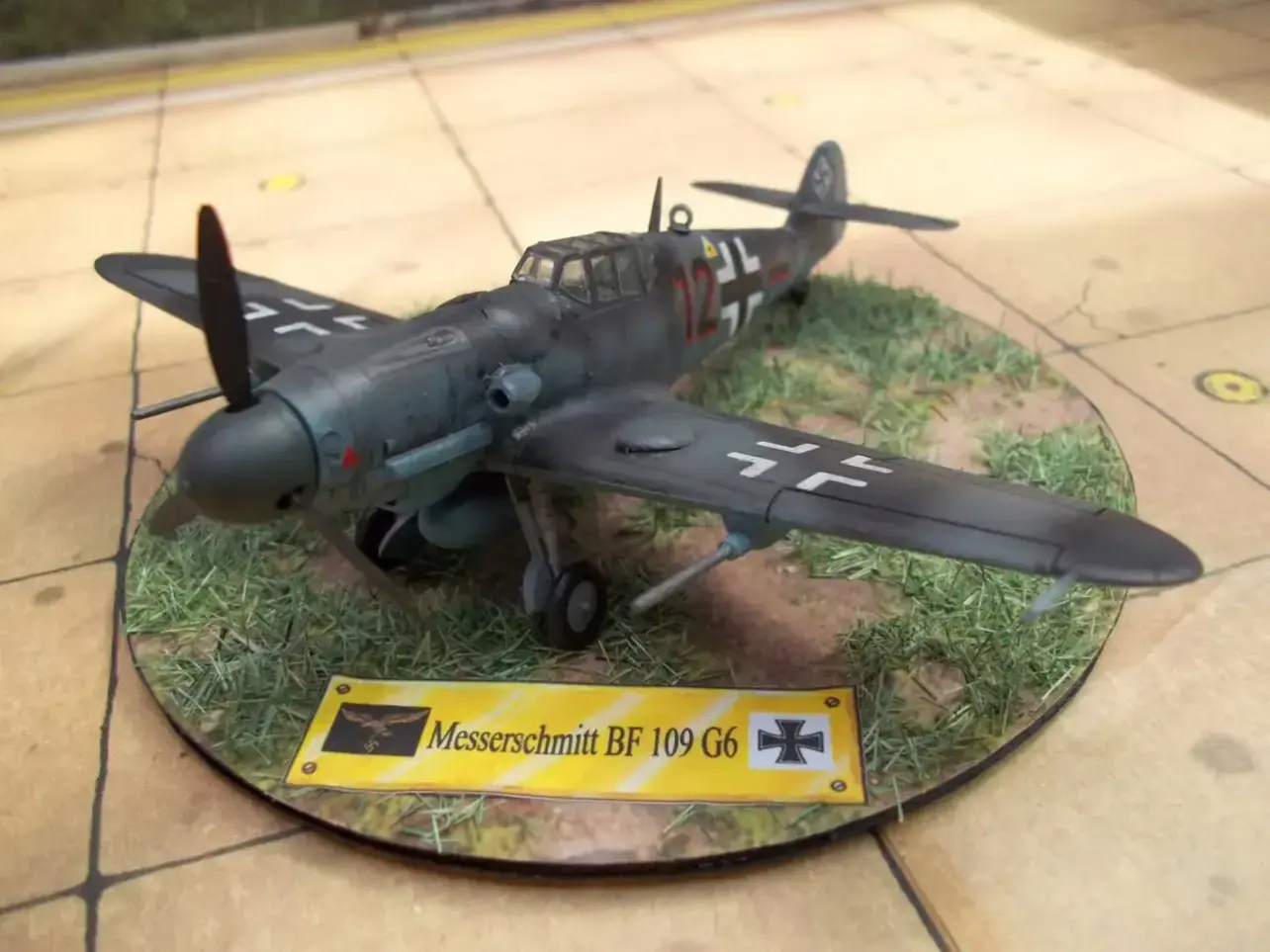MESSERSCHMITT BF 106 G-6 maquetas-armadas.com 