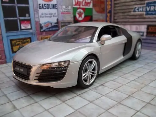 AUDI R8 MAQUETAS-ARMADAS.COM