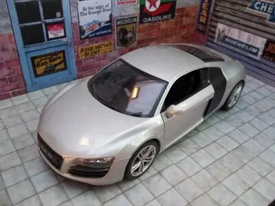 AUDI R8 maquetas-armadas.com